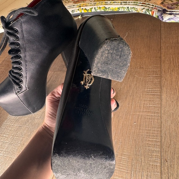 Kat Von D Black Lace-Up Platform Boots - Picture 5 of 7